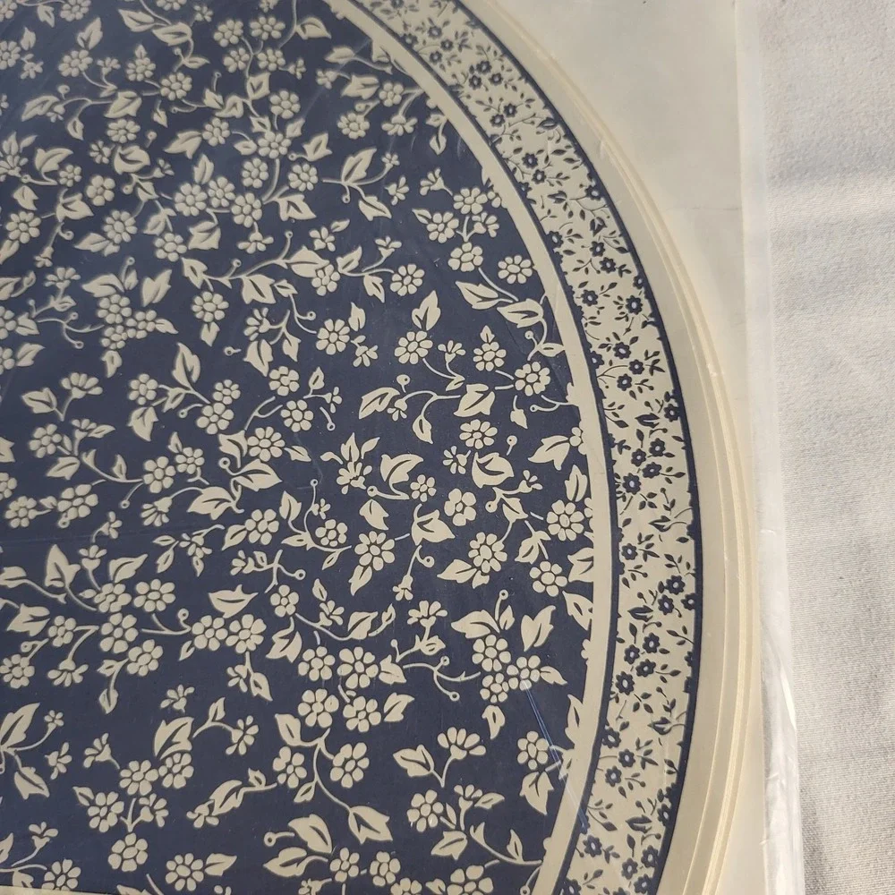 Vtg New Potpourri Press Country Calico 8 Pack Placemats Blue White Grannycore